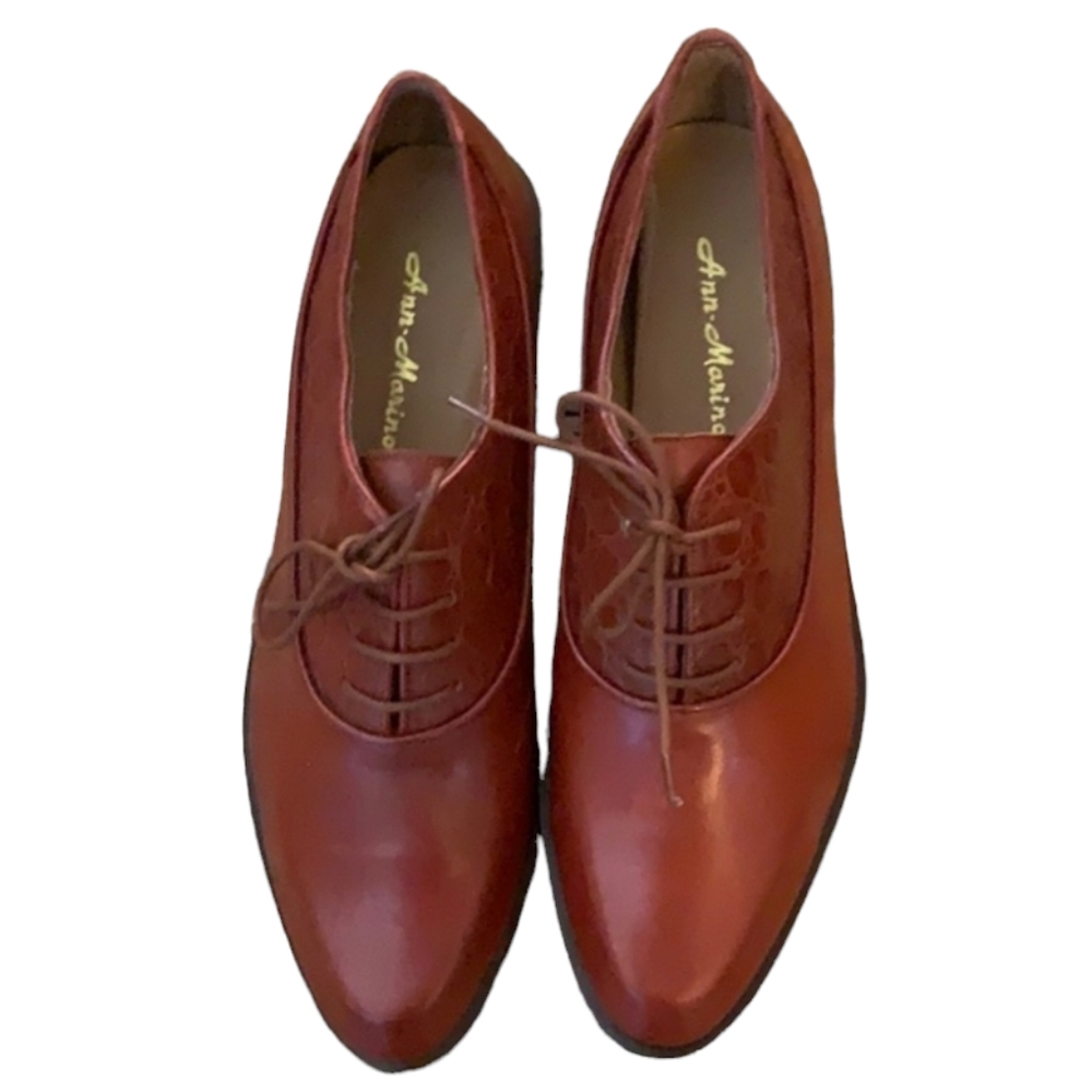 Ann Marino Oxfords with croc details